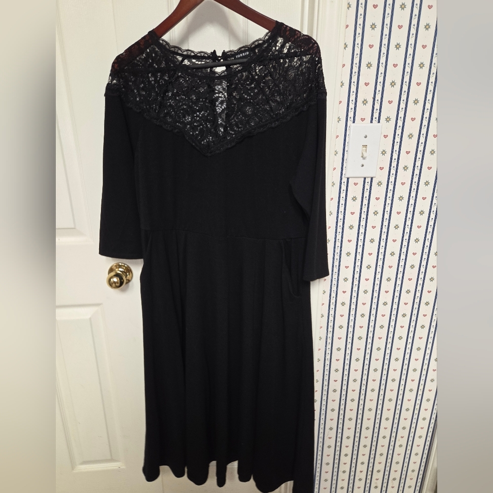 Torrid Black Lace Long Sleeve Dress
